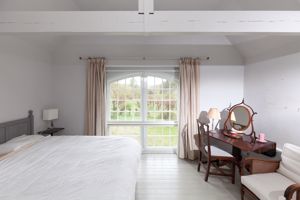 Bedroom- click for photo gallery